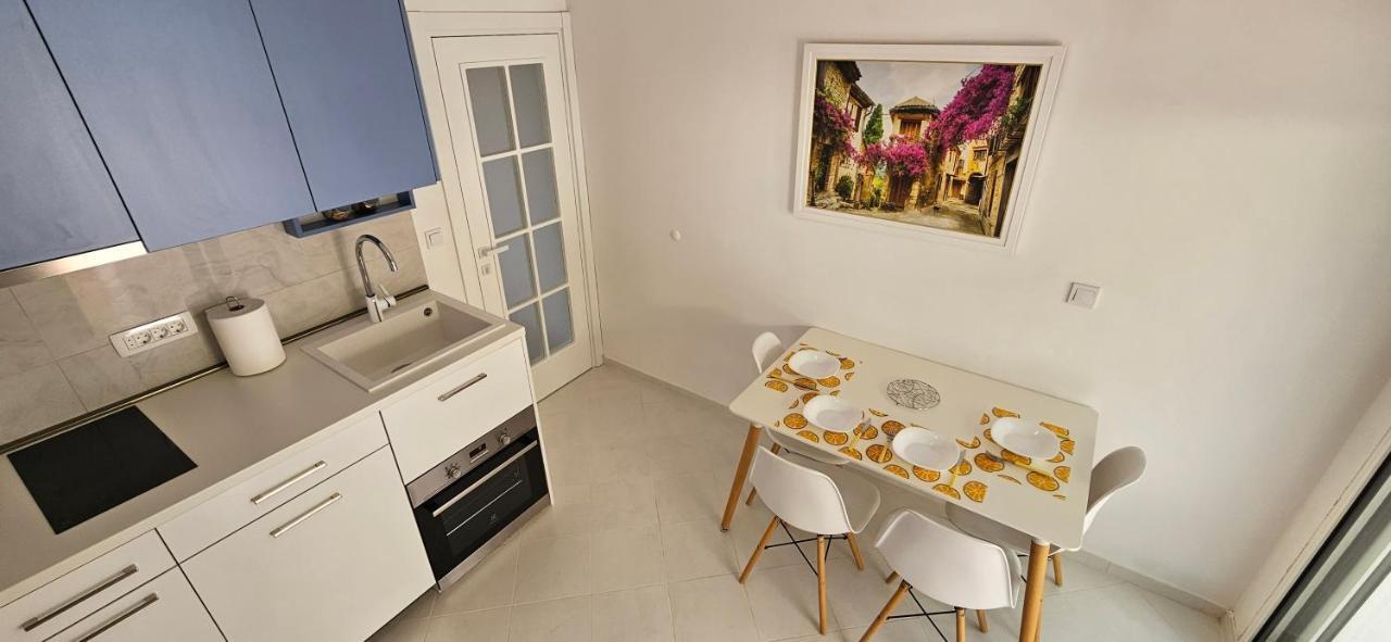 Sea View Apartment Aria Petrovac Eksteriør bilde